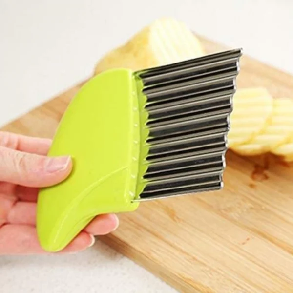 Pack Of_5 Wave Shape Stainless Steel Potato Cutter Slicer (Color:Assorted) - Image 4