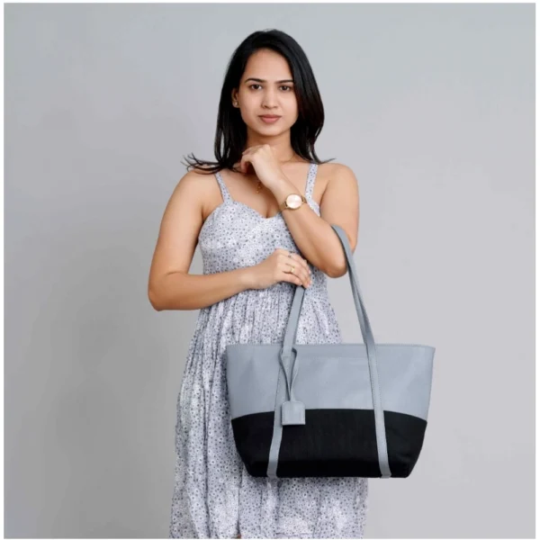 Women's Faux Leather Large Shoulder Zipper Handbag (Light Blue) - Image 2