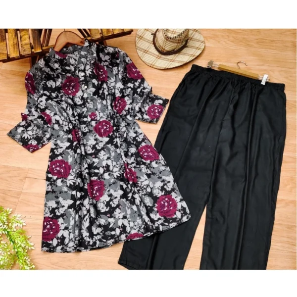 Women's Muslin Printed Mandarin Collar 3-4th Sleeve Kurti With Pant Set (Grey) - Image 4