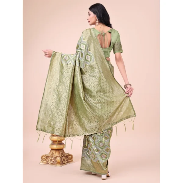 Women's Cotton Printed Saree With Unstitched Blouse 5.5Mtr (Mhendi Green) - Image 3