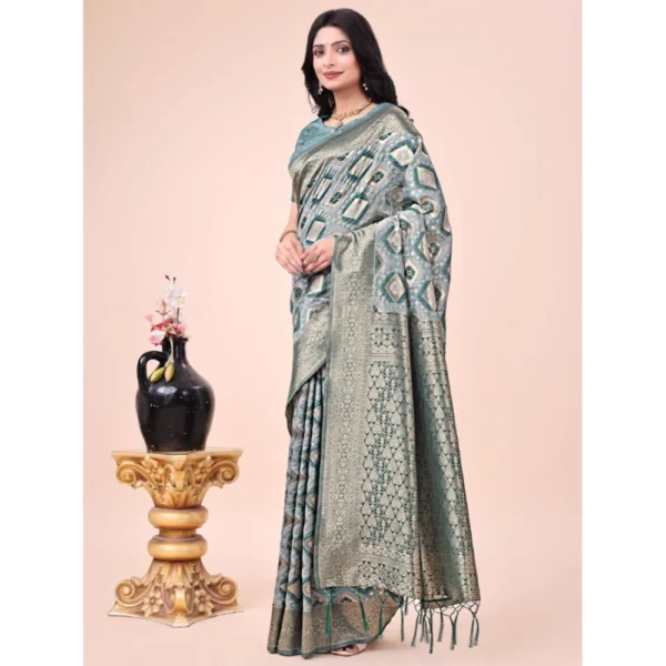 Women's Cotton Printed Saree With Unstitched Blouse 5.5Mtr (Green) - Image 2