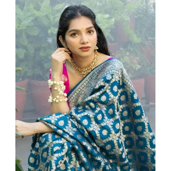 Women's Silk Printed Saree With Unstitched Blouse 5.5Mtr (Sky Blue) - Image 2