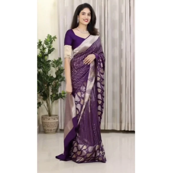 Women's Silk Printed Saree With Unstitched Blouse 5.5Mtr (Purple) - Image 2