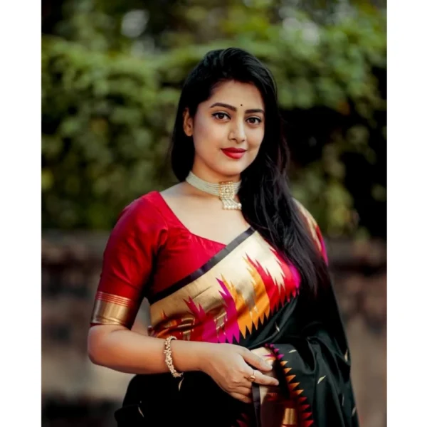 Women's Silk Printed Saree With Unstitched Blouse 5.5Mtr (Multicolor) - Image 3