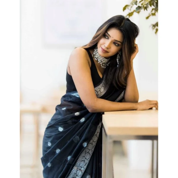 Women's Cotton  Printed Saree With Unstitched Blouse 5.5Mtr (Black) - Image 2