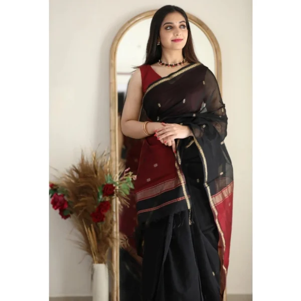 Women's Cotton  Printed Saree With Unstitched Blouse 5.5Mtr (Black) - Image 2
