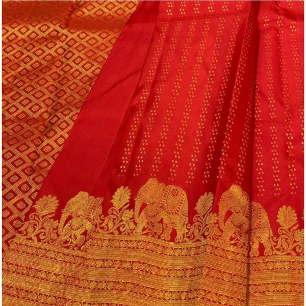 Women's Silk Printed Saree With Unstitched Blouse 5.5Mtr (Red) - Image 2