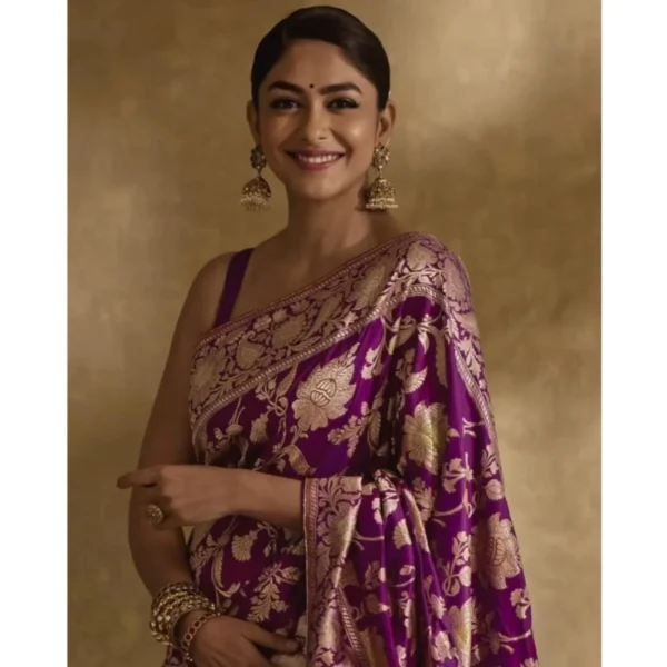 Women's Silk Printed Saree With Unstitched Blouse 5.5Mtr (Purple) - Image 3