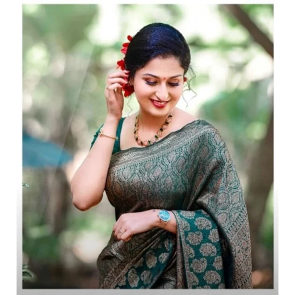 Women's Silk Printed Saree With Unstitched Blouse 5.5Mtr (Green) - Image 2