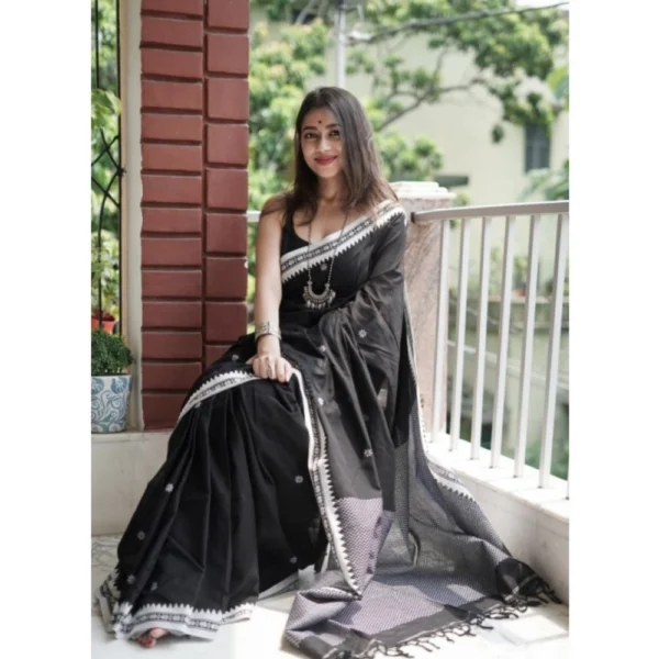 Women's Cotton  Printed Saree With Unstitched Blouse 5.5Mtr (Black) - Image 3