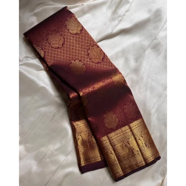 Women's Silk Printed Saree With Unstitched Blouse 5.5Mtr (Maroon) - Image 3