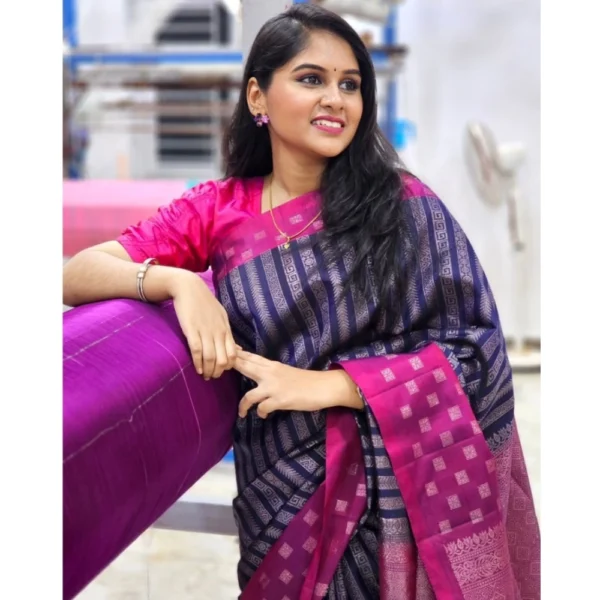 Women's Silk Printed Saree With Unstitched Blouse 5.5Mtr (Navy Blue) - Image 2