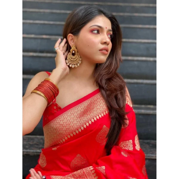 Women's Silk Printed Saree With Unstitched Blouse 5.5Mtr (Red) - Image 2