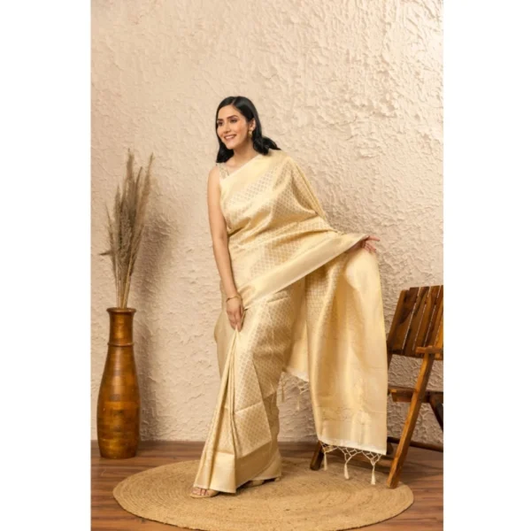 Women's Silk Printed Saree With Unstitched Blouse 5.5Mtr (Gold) - Image 2