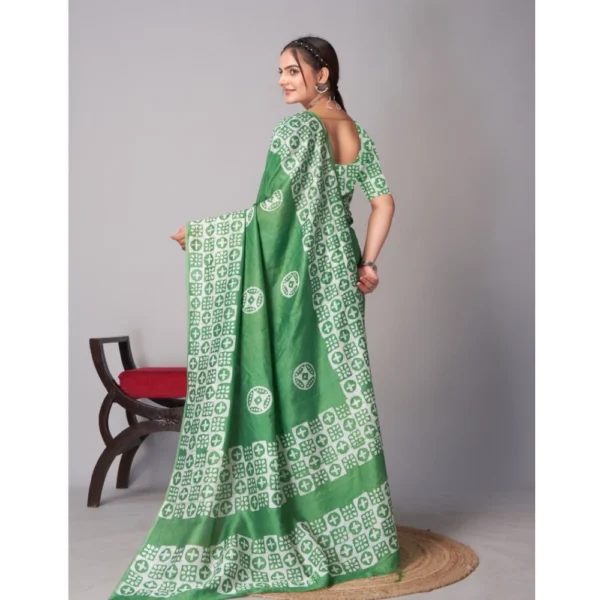 Women's Chanderi Cotton Batik Printed Saree With Unstitched Blouse 5.5Mtr (Green) - Image 2