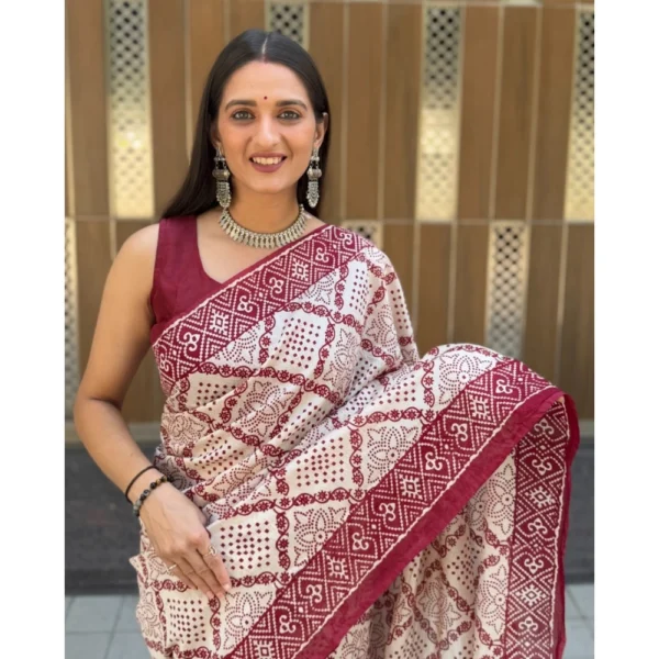 Women's Cotton Ajrakh Printed Saree With Unstitched Blouse 5.5Mtr (Red) - Image 2
