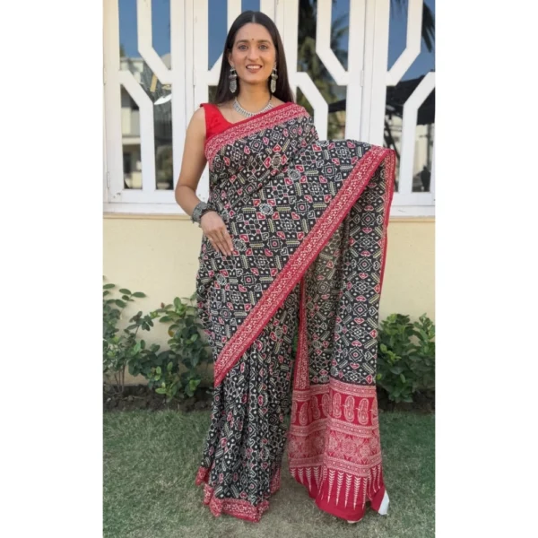 Women's Cotton Ajrakh Printed Saree With Unstitched Blouse 5.5Mtr (Black) - Image 4