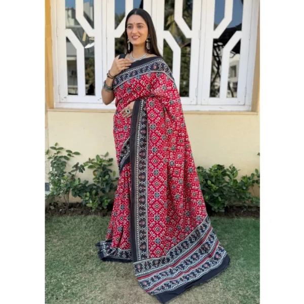 Women's Cotton Ajrakh Printed Saree With Unstitched Blouse 5.5Mtr (Red) - Image 2