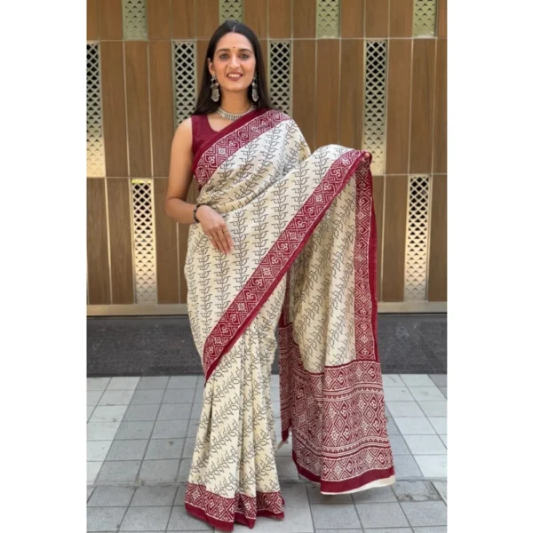 Women's Cotton Ajrakh Printed Saree With Unstitched Blouse 5.5Mtr (White) - Image 4