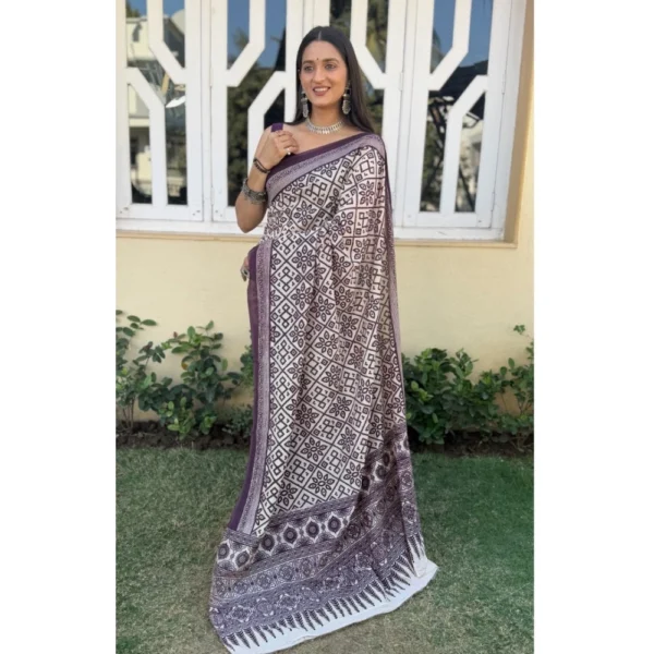 Women's Cotton Ajrakh Printed Saree With Unstitched Blouse 5.5Mtr (Purple) - Image 3