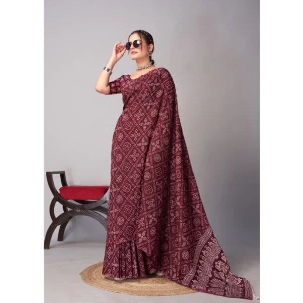 Women's Cotton Ajrakh Printed Saree With Unstitched Blouse 5.5Mtr (Brown) - Image 4