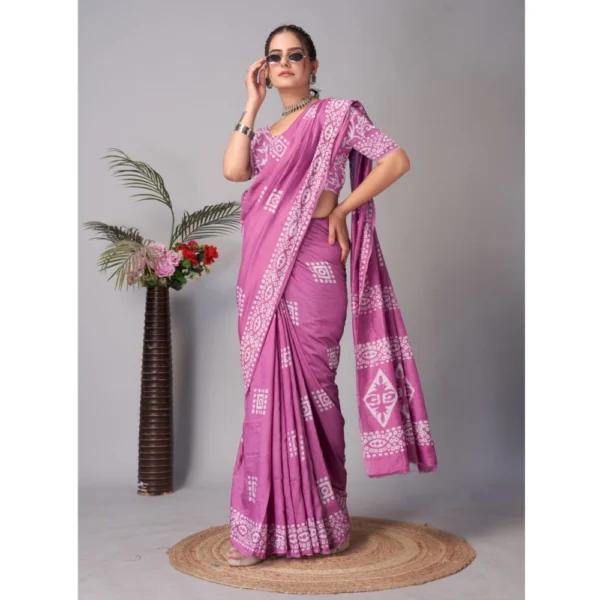 Women's Chanderi Cotton Batik Printed Saree With Unstitched Blouse 5.5Mtr (Purple) - Image 3