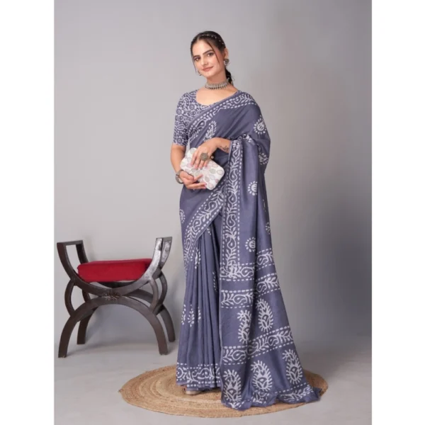 Women's Chanderi Cotton Batik Printed Saree With Unstitched Blouse 5.5Mtr (Grey) - Image 3