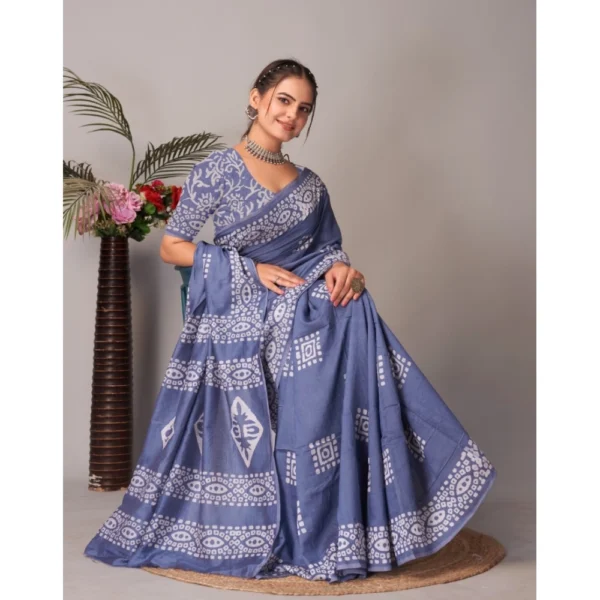 Women's Chanderi Cotton Batik Printed Saree With Unstitched Blouse 5.5Mtr (Grey) - Image 4