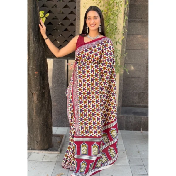 Women's Cotton Ajrakh Printed Saree With Unstitched Blouse 5.5Mtr (Multicolor) - Image 4