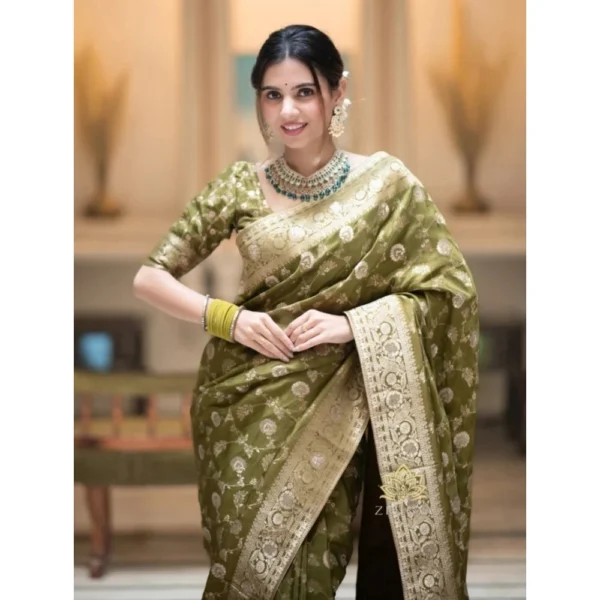 Women's Silk Woven Kanjivaram Saree With Unstitched Blouse (5.5Mtr, Mehendi Green) - Image 2