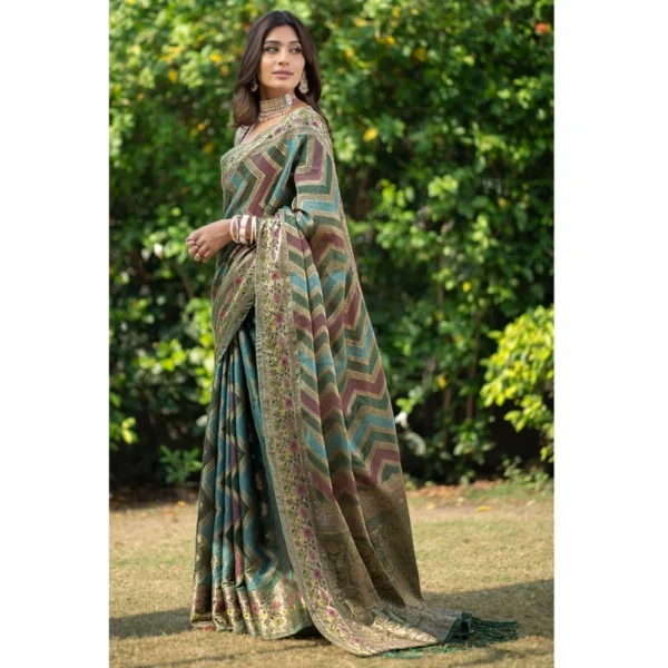  Women's Organza Printed Saree With Unstitched Blouse (Green, 5-6 Mtrs) - Image 3