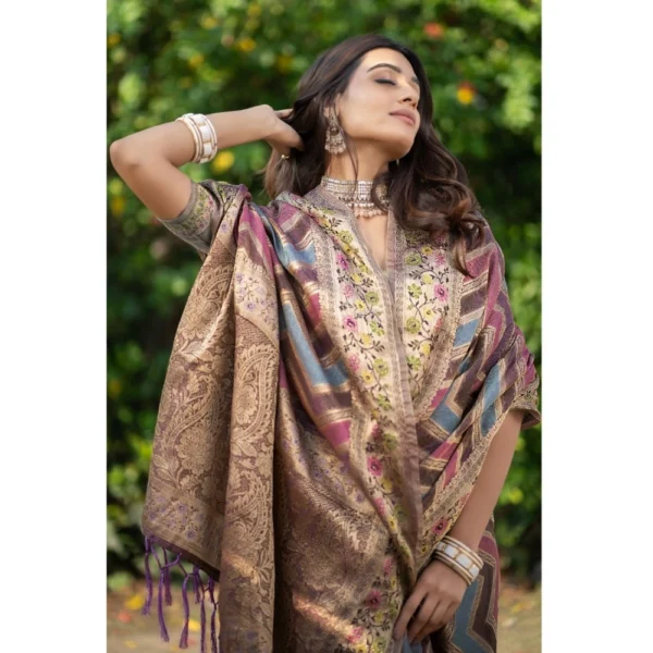  Women's Organza Printed Saree With Unstitched Blouse (Wine, 5-6 Mtrs) - Image 4