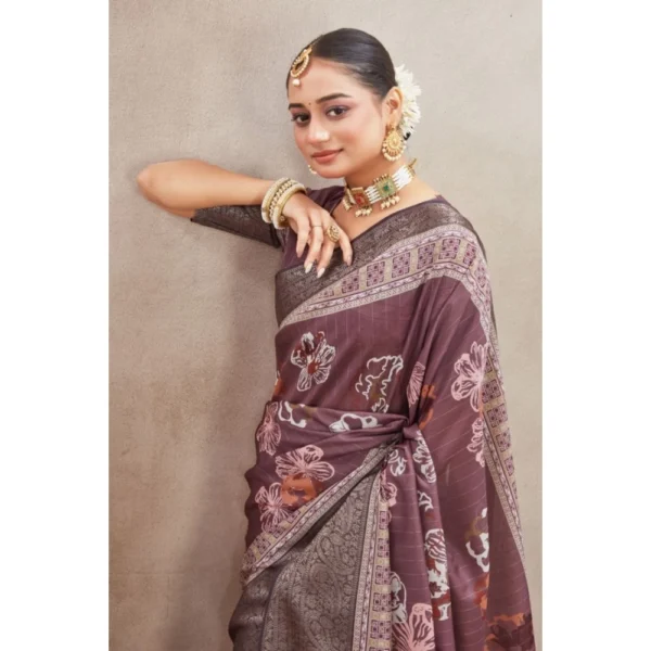 Women's Crepe Silk Printed Saree With Unstitched Blouse 5.5Mtr (purple) - Image 3