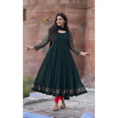 Women's Georgette Embroidery 3-4th Sleeve Round Neck Kurti with Dupatta Set (Green)