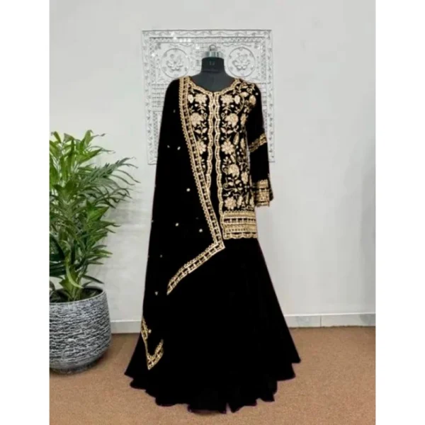 Women's Georgette Embroidery 3-4th Sleeve V-Neck Kurti, Palazzo And Dupatta Set (Black) - Image 3