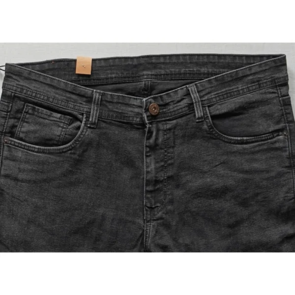 Men's Cotton Blended Solid Tapered Jeans (Grey) - Image 3