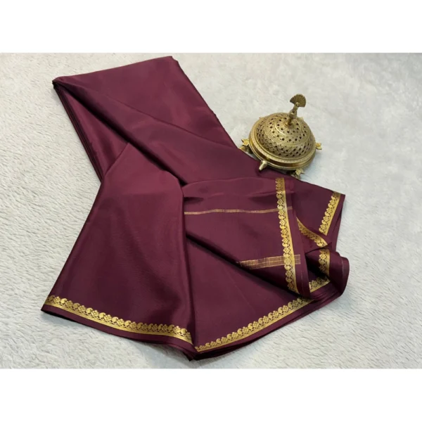 Women's Crepe Chit Pallu Solid Saree With Unstitched Blouse 5.5Mtr (Brown) - Image 2