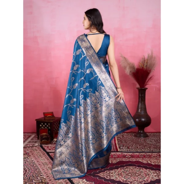 Women's Banarasi Silk Printed Saree With Unstitched Blouse 5.5Mtr (Pinch) - Image 3