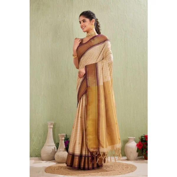 Women's Silk Blended Jaquard Woven Saree With Unstitched Blouse 5.5Mtr (Beige) - Image 5