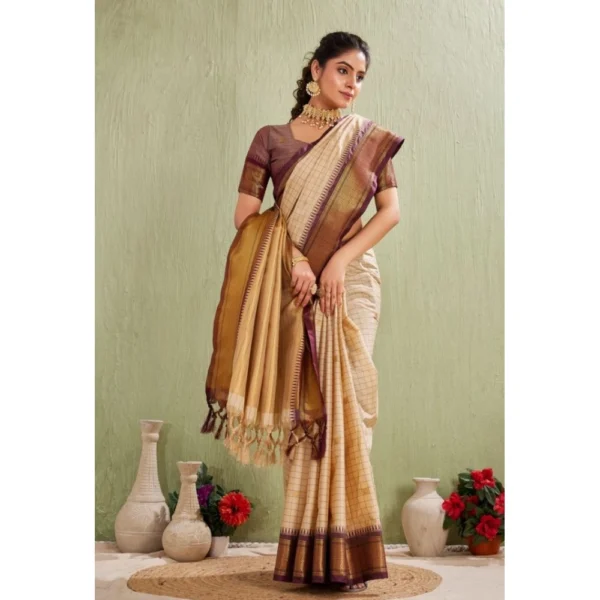 Women's Silk Blended Jaquard Woven Saree With Unstitched Blouse 5.5Mtr (Beige) - Image 2