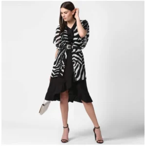 Women's Polyester Printed Short Sleeve Shrug (Black) - Image 6