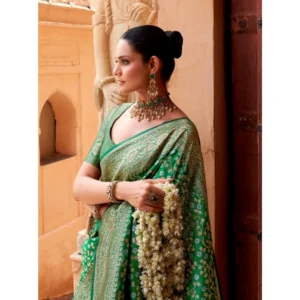 Women's Silk Printed Saree With Unstitched Blouse 5.5Mtr (Green) - Image 3
