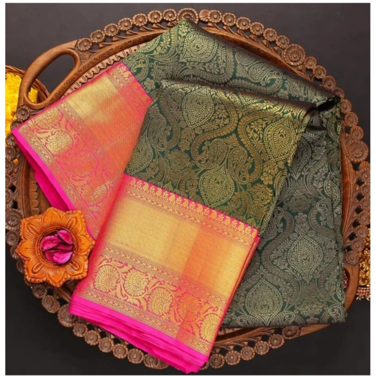 Women's  Soft Litchi Silk Jacquard Work Saree With Unstitched Blouse 5.5Mtr (Green)