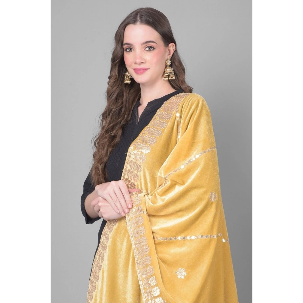 Women's Velvet Gotta Patti Dupatta (Gold, Length: 2.25 to 2.50 Mtr) - Image 3