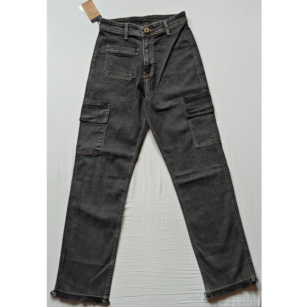 Women's Cotton Blended Solid Cargo Straight Fit (Grey)