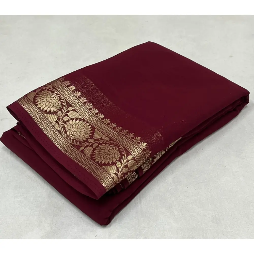 Women's Crepe Chit Pallu Solid Saree With Unstitched Blouse 5.5Mtr (Maroon)