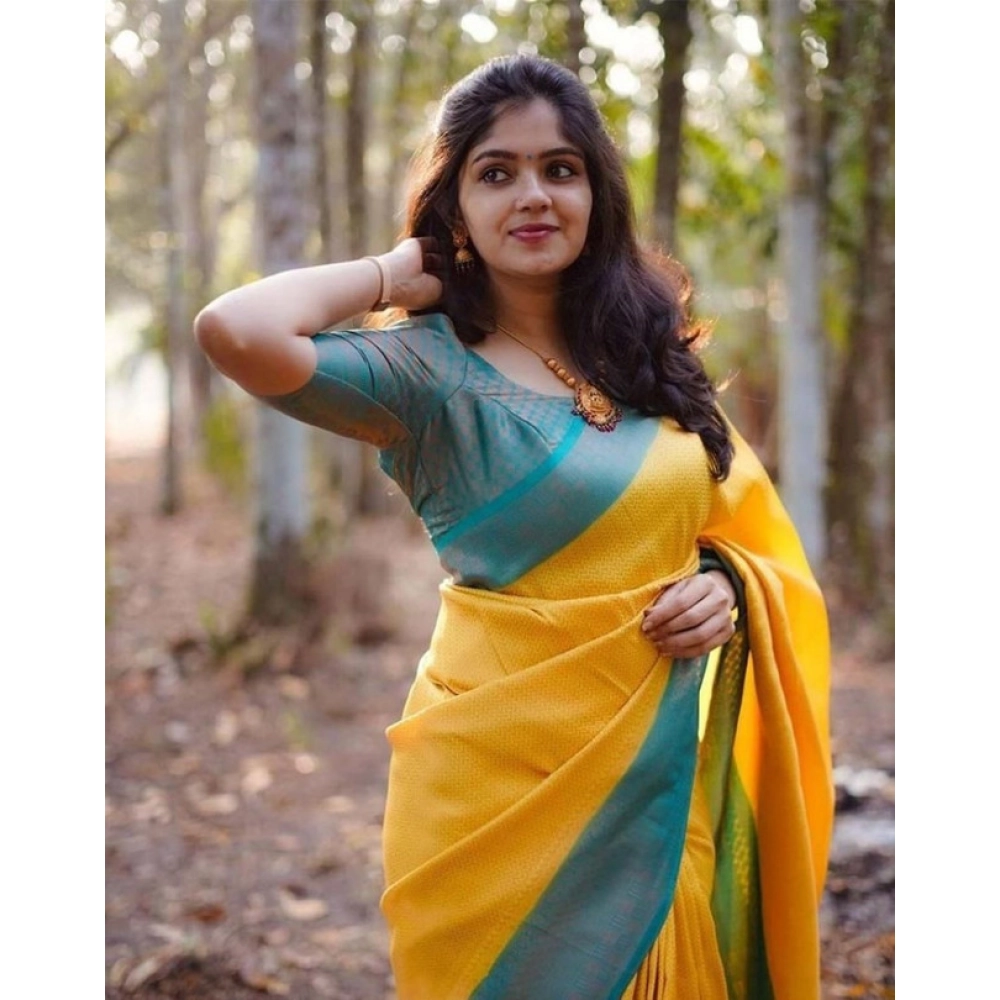 Women's Litchi silk Printed Saree With Unstitched Blouse (Yellow)